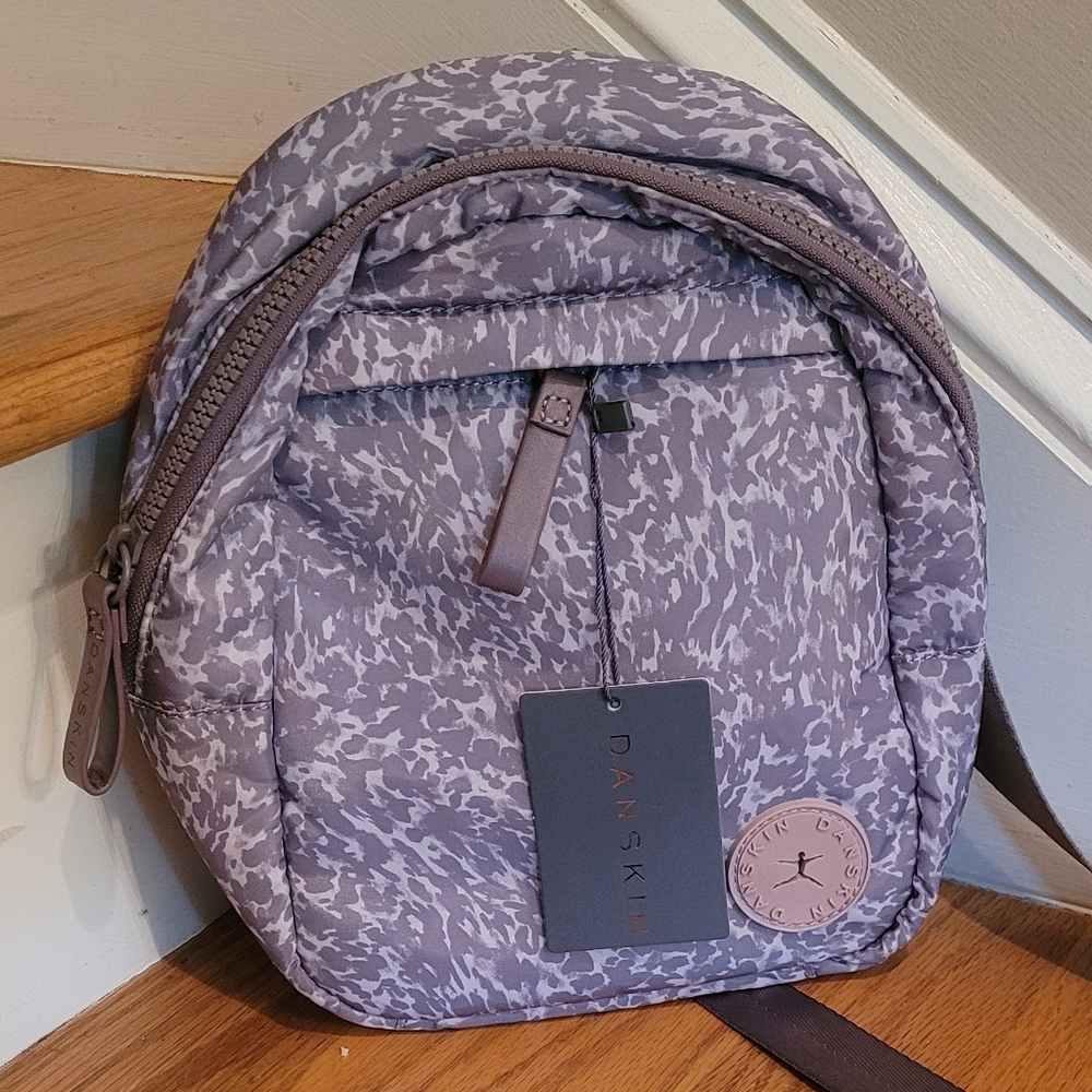 NEW Danskin Lavender & White Bag with Long Strap